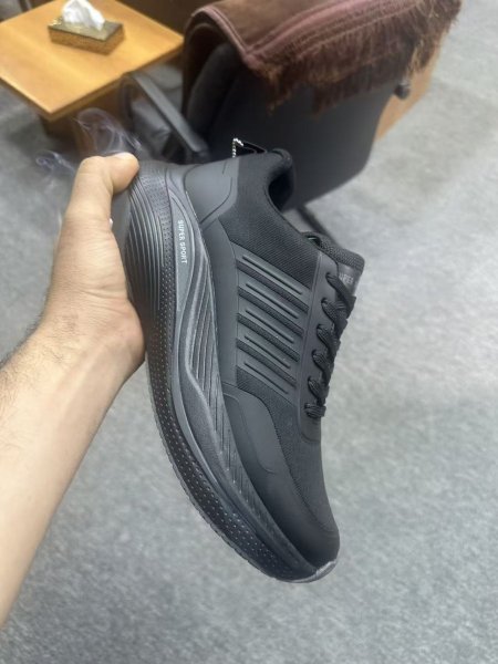 FULL BLACK